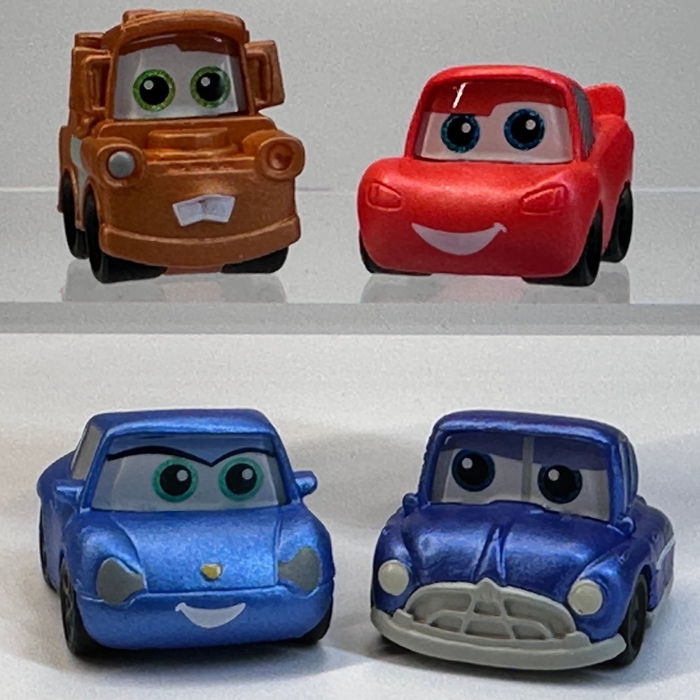 Disney Doorables Pixar CARS Lightning McQueen Mater Sally Doc Hudson Series 9